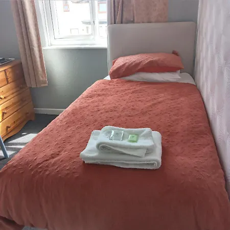 Bed & Breakfast White