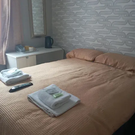 White Bed & Breakfast 3*