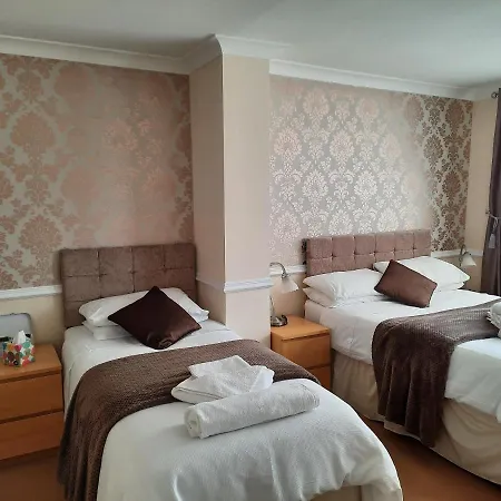 Surrey House 4*