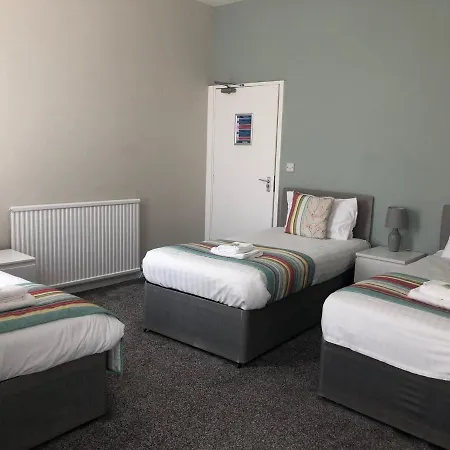 The Georgian Hollies 3*