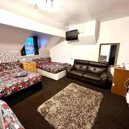 Bed & Breakfast Blackpool Central Hotel 2*