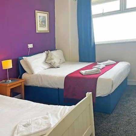 Sapphire Promenade Hotel 3*