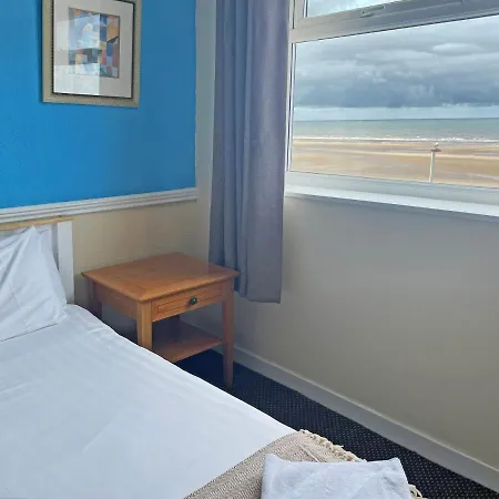 Sapphire Promenade Hotel