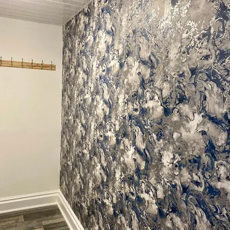 A Wave From It Apartment