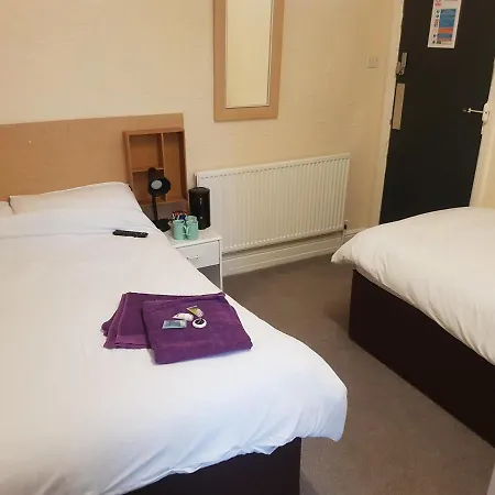 Leecliff Guest house *