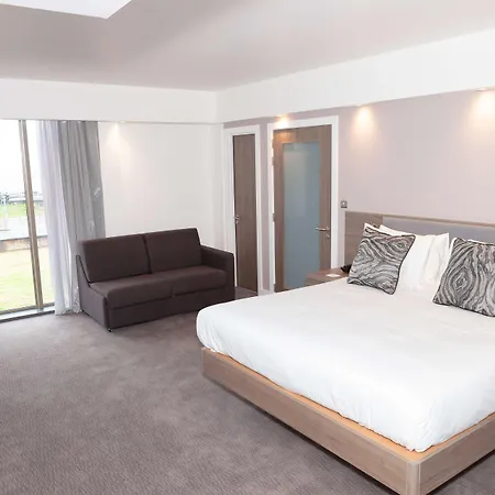 Hampton By Hilton
