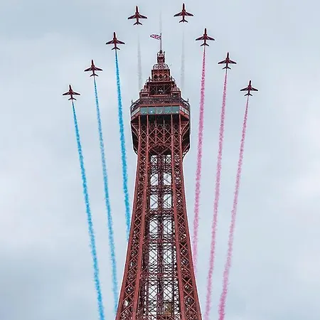 Meland 2* Blackpool