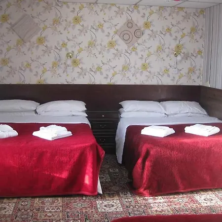 Sunset Hotel 3*