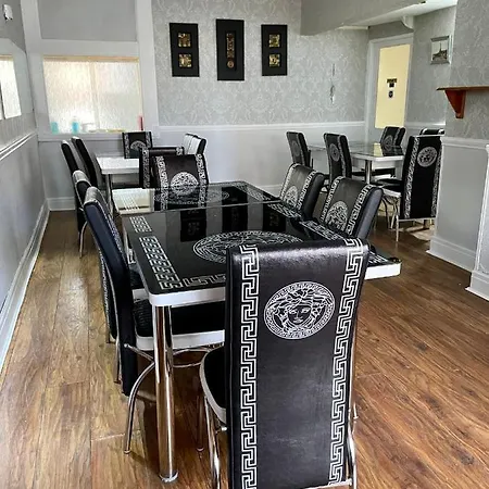 Oyo Abbey Otel