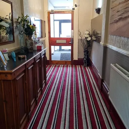 Funky Towers 3* Blackpool