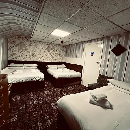 Sunset Hotel 3*