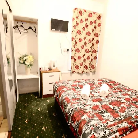 Blackpool Central Hotel Bed & Breakfast 2*