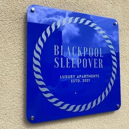 Sleepover 5 Free Parking Sleeps 6 Apartment *