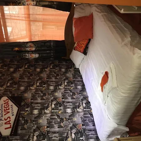 Гостевой дом Bradleys 2*