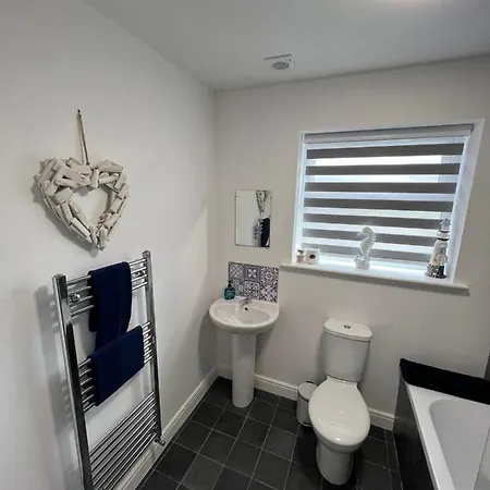 Homestay Abode - Silver Sands Blackpool