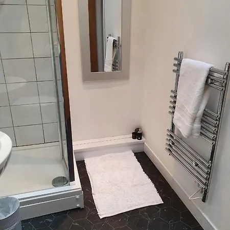 Apartment G *