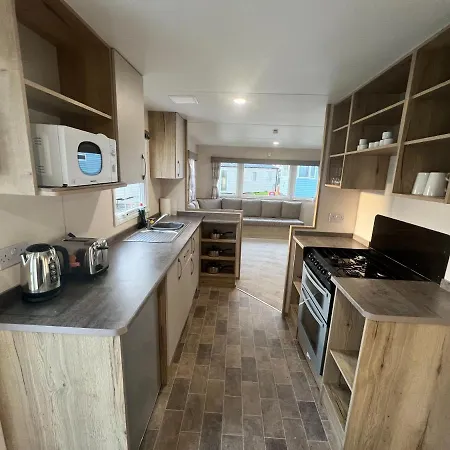 Apartment Haven Marton Mere Caravan In Blackpool