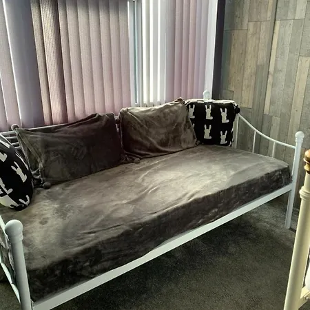 My Perfect Place & -some With Hot Tub- Free Parking Apartment *