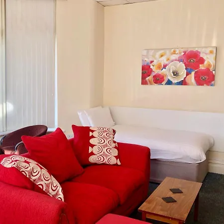 Adelphi Flats Apartment *