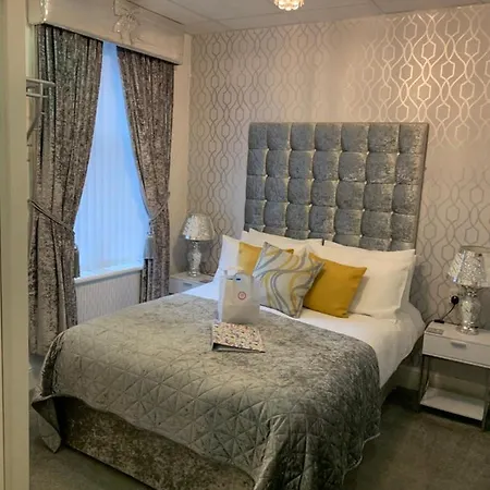 Sorrento House 4* 블랙풀
