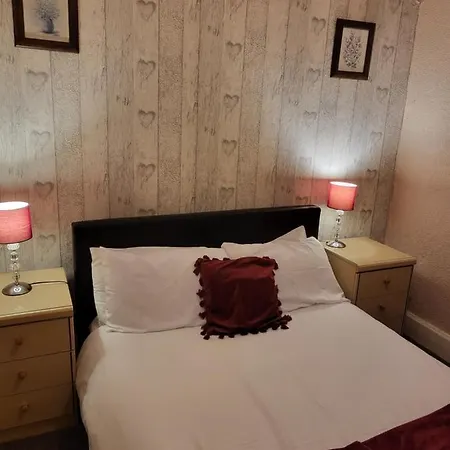 Guest house Talbot House 3*
