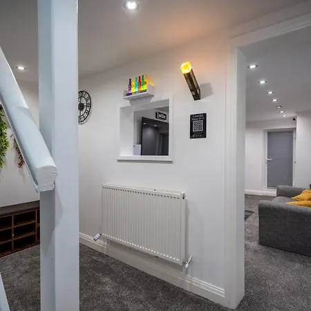 Cavendish Cat And Gaming House Blackpool