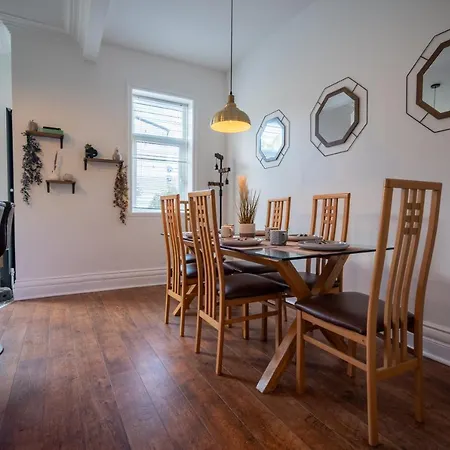 Cavendish Cat And Gaming House Blackpool