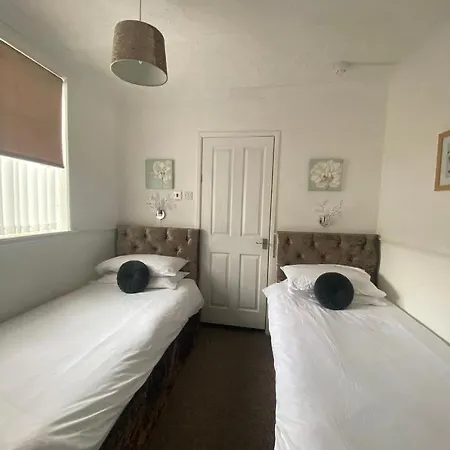 Mayfair 3*