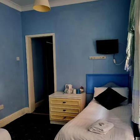 Hotel The New Osterley