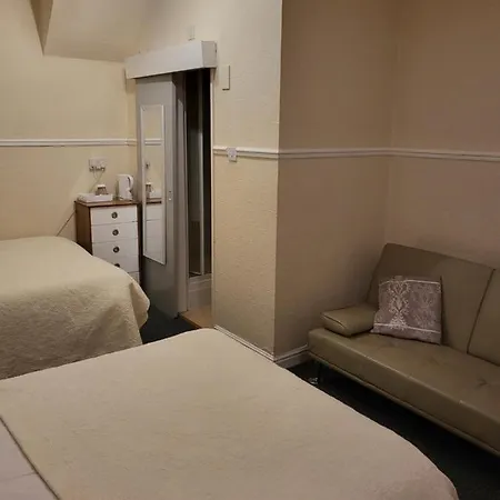 Talbot House Guest house 3*