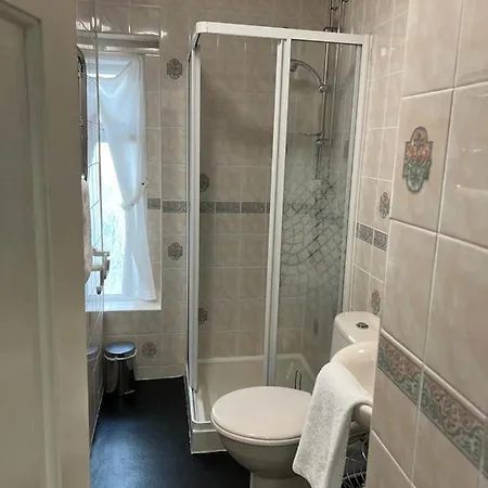 Phildene Suites Lodge *