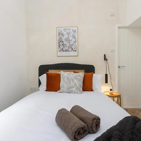 Stoneholme Short - Clare Street * Blackpool