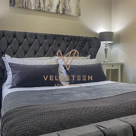 Velveteen By The V Group Apartment