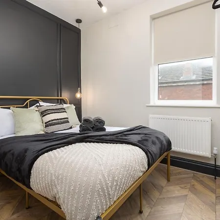 Stoneholme Short - Clare Street * Blackpool