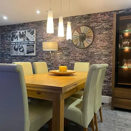 Tatil Evi “tarn Croft” Luxurious Sleep 6 District House Lindal in Furness