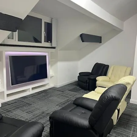 Apartment South Pier Blackpool