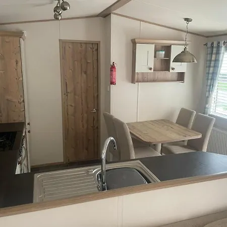 Luxury 6 Berth Caravan, Marton Mere Blackpool