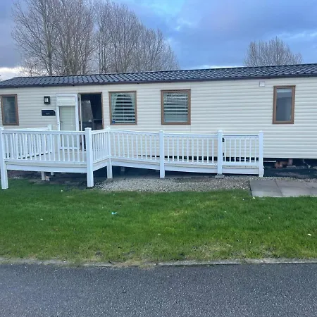 Luxury 6 Berth Caravan, Marton Mere *