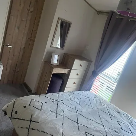 Apartment Luxury 6 Berth Caravan, Marton Mere