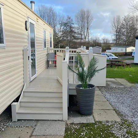 Caravan In Haven Marton Mere *