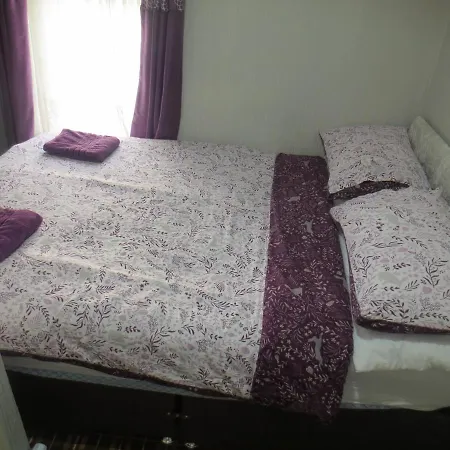 Bed & Breakfast The Salendine Blackpool