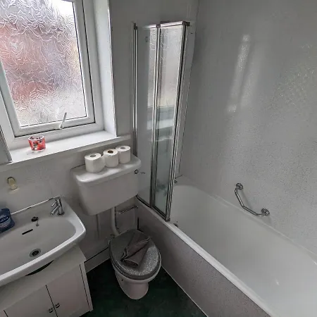 Moon Townhouse Free Parkingprivate Garden Holiday home *