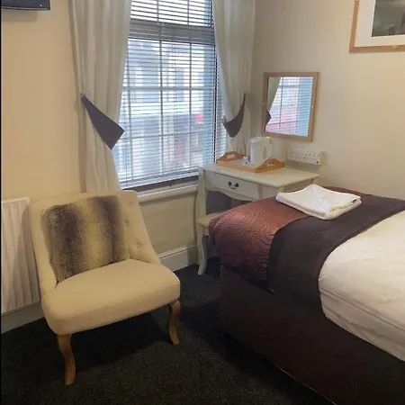 Lodge Phildene Suites Blackpool