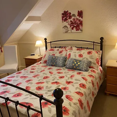 The Laurels Guest house
