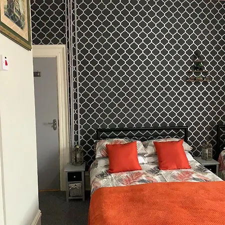 Hornby Villa- 4star B&b-couples & Families Only