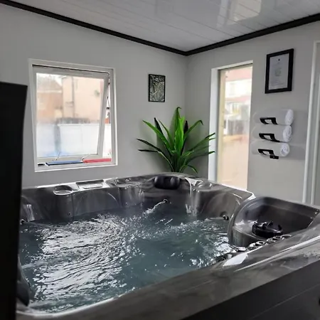 Holiday home Family With Hot Tub , Family Groups Only