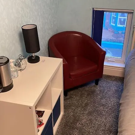 New Bond Bed & Breakfast