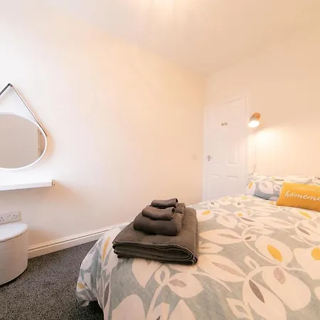 Holiday home Stunning House Near Attractions