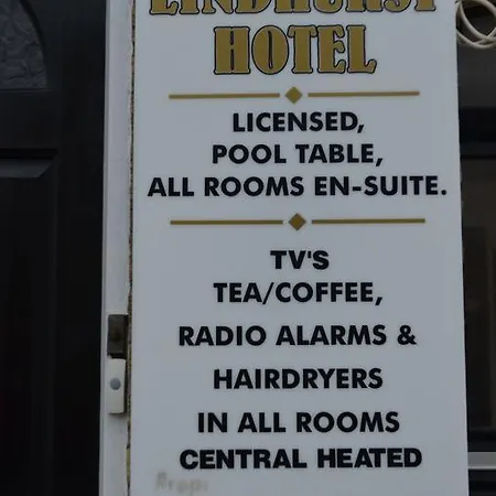 Lyndhurst B&B 블랙풀