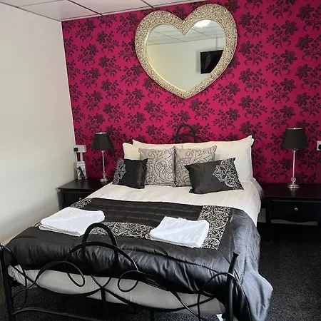 Phildene Suites * Blackpool